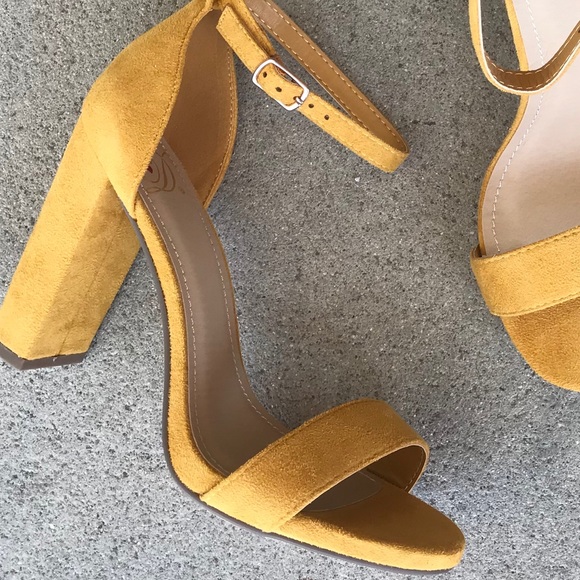 Last 1! Delicious VIOLET PURPLE ankle strap HEEL - Picture 3 of 6